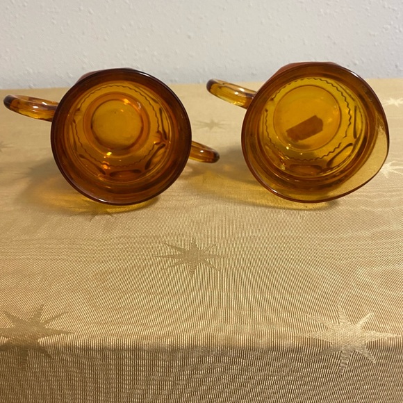 Vintage Indiana Glass Amber Kings Thumbprint Sugar and Creamer Set With Tray - Picture 12 of 13